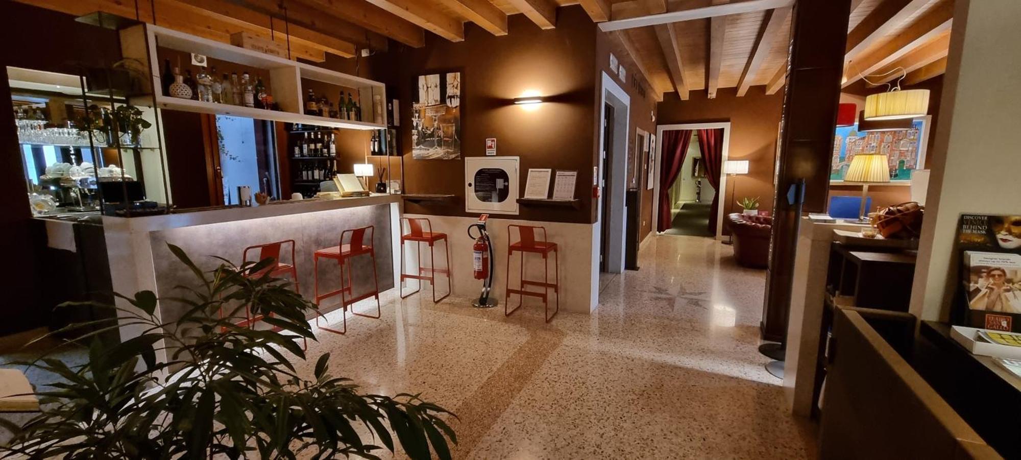 Unahotels Eco Hotel Villa Costanza Venezia Mestre Exterior foto
